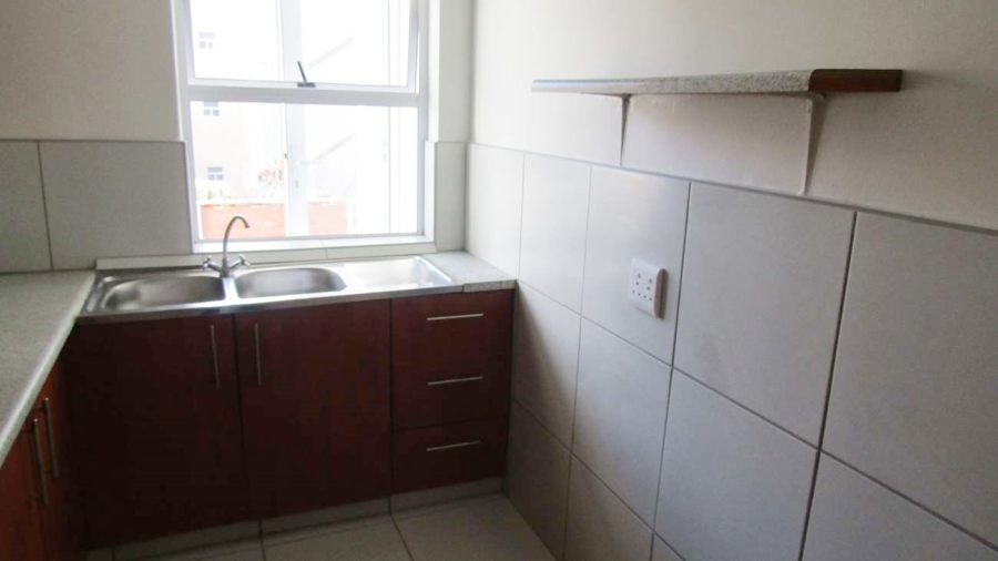 2 Bedroom Property for Sale in Gardens Western Cape